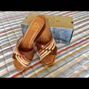 True Craft Sandals